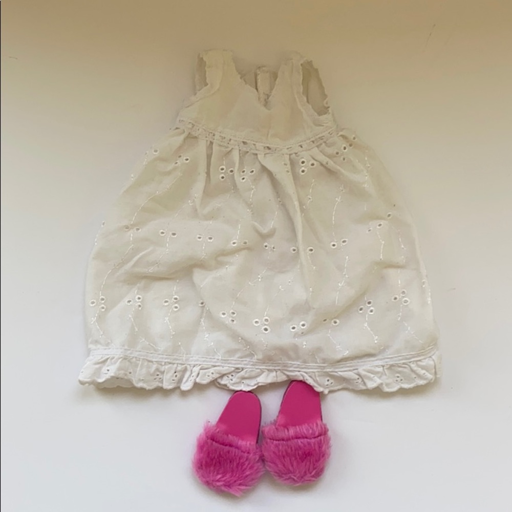 American Girl* Doll white nightgown with slippers